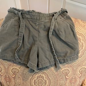 Girls Abercrombie shorts
